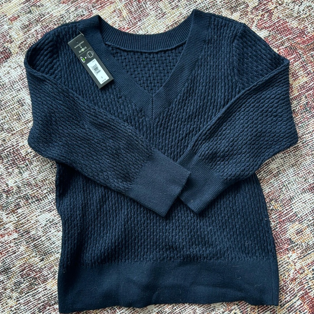 Banana republic reversible blue sweater NWT